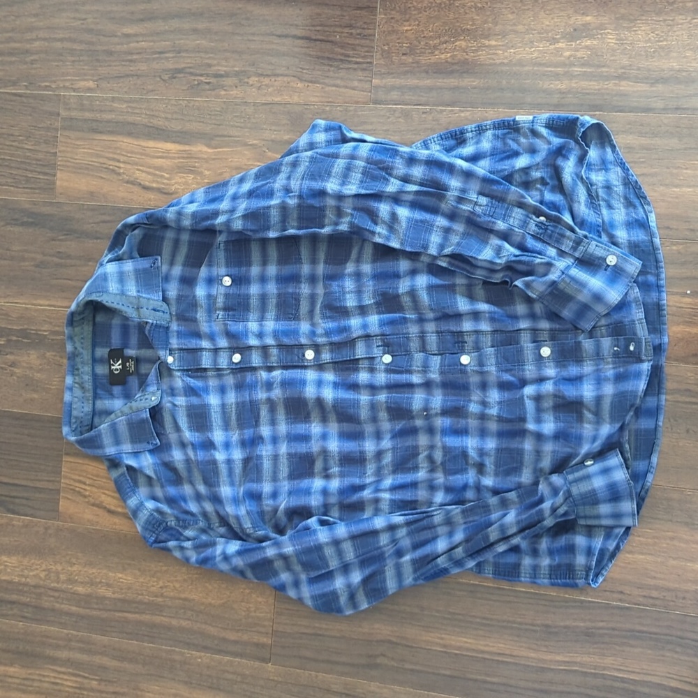 Calvin Klein Blue Button Down Large